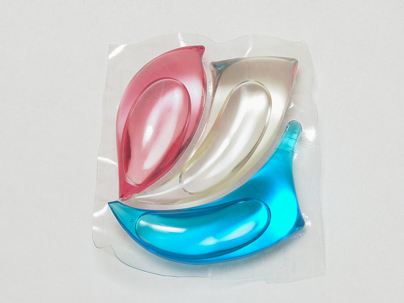 Laundry pods with Eco friendly Formula and 100% bio degradable 